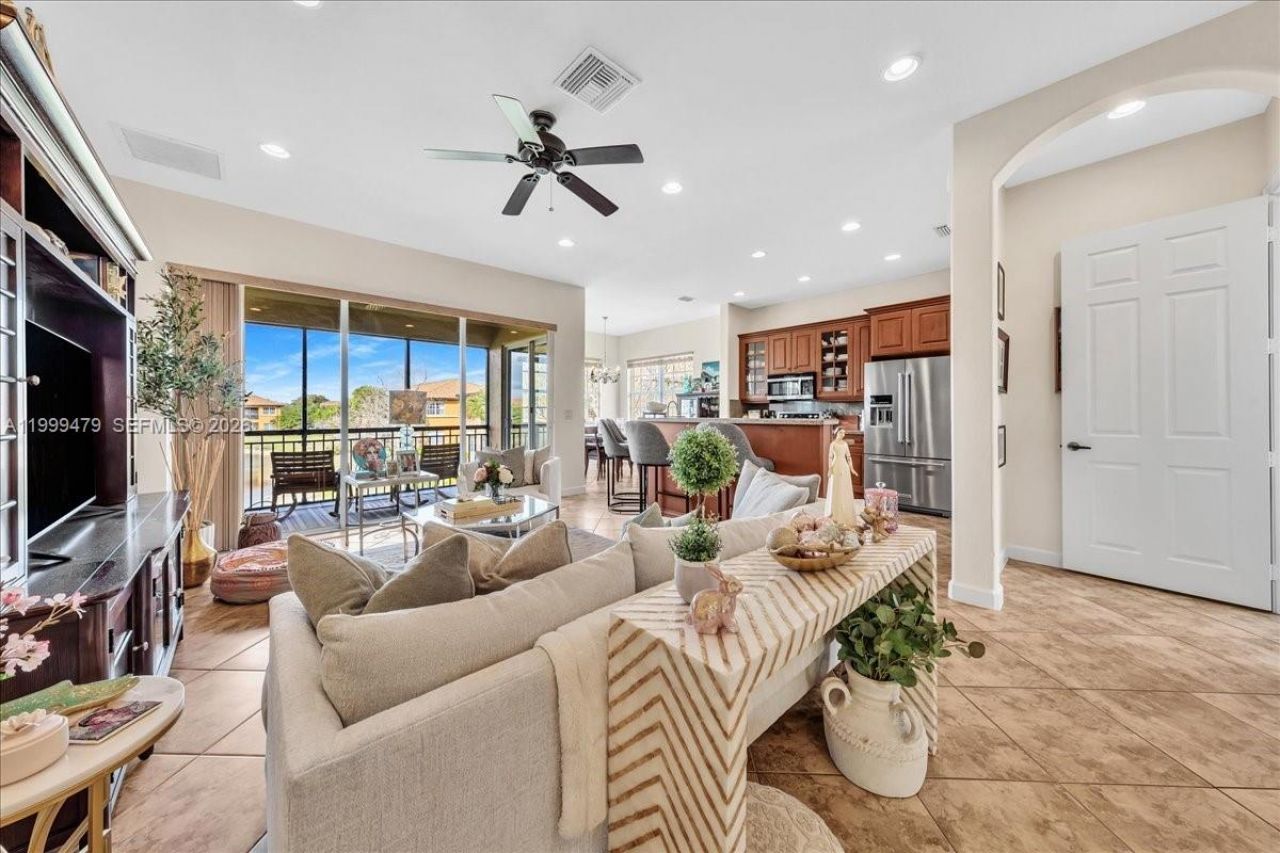 8275 NW 127th Ln, Unit 34-F, Parkland, FL 33076 Photo