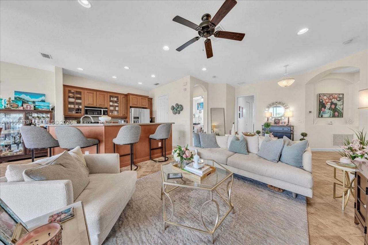 8275 NW 127th Ln, Unit 34-F, Parkland, FL 33076 Photo