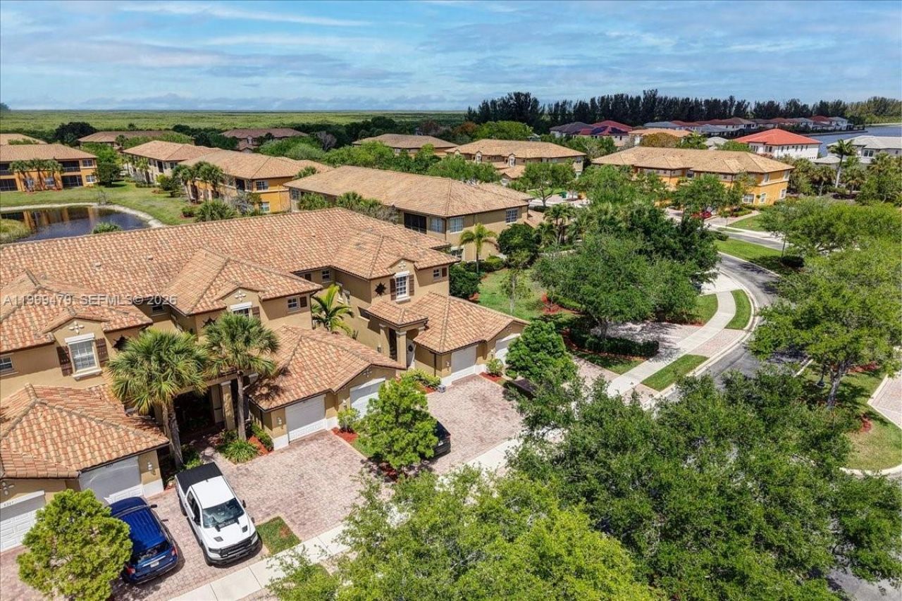 8275 NW 127th Ln, Unit 34-F, Parkland, FL 33076 Photo