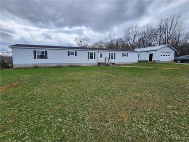 30697 State Route 12, Chaumont, NY 13622