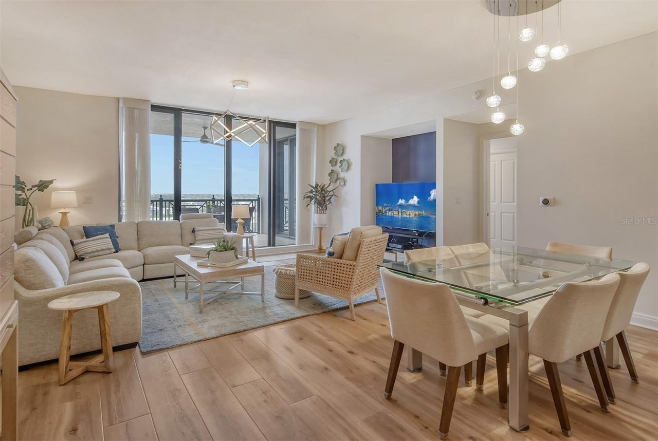 50 Central Avenue, Unit 15B, Sarasota, FL 34236 Photo