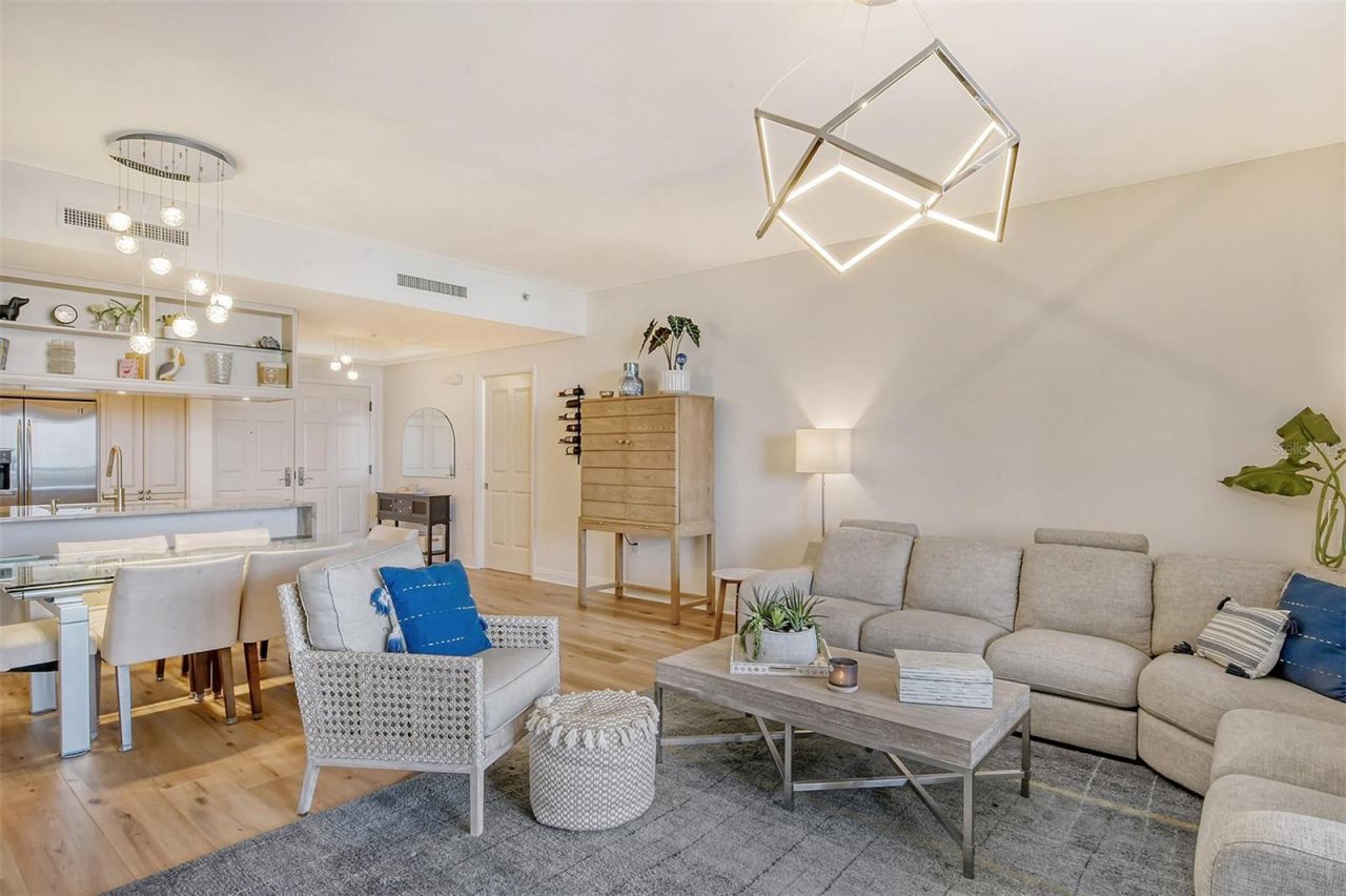 50 Central Avenue, Unit 15B, Sarasota, FL 34236 Photo