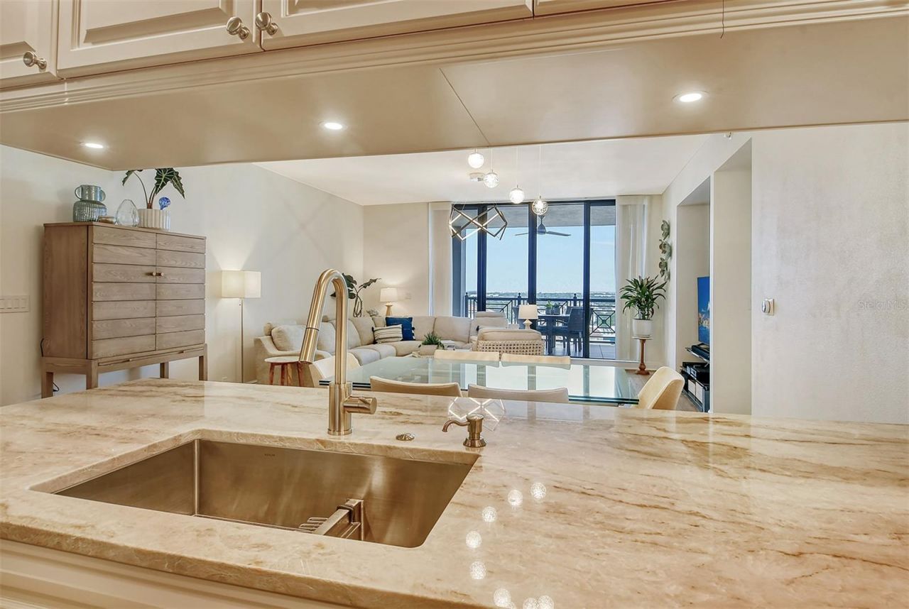 50 Central Avenue, Unit 15B, Sarasota, FL 34236 Photo