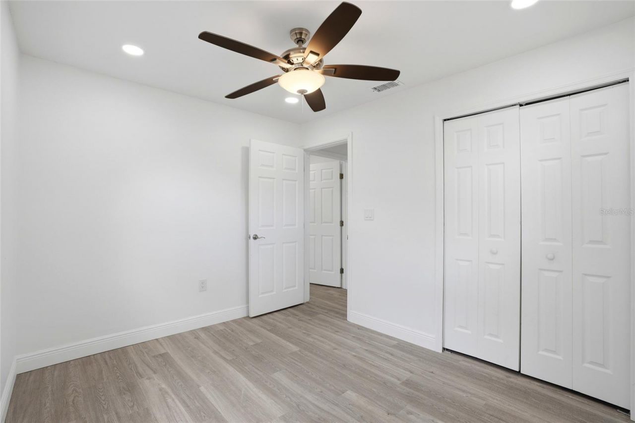 6526 43rd Avenue N, Kenneth City, FL 33709 Photo