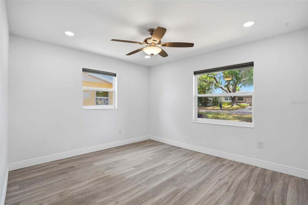 6526 43rd Avenue N, Kenneth City, FL 33709 Photo