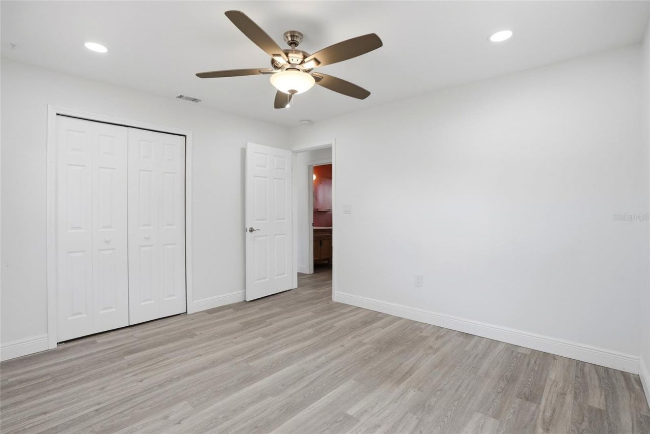 6526 43rd Avenue N, Kenneth City, FL 33709 Photo