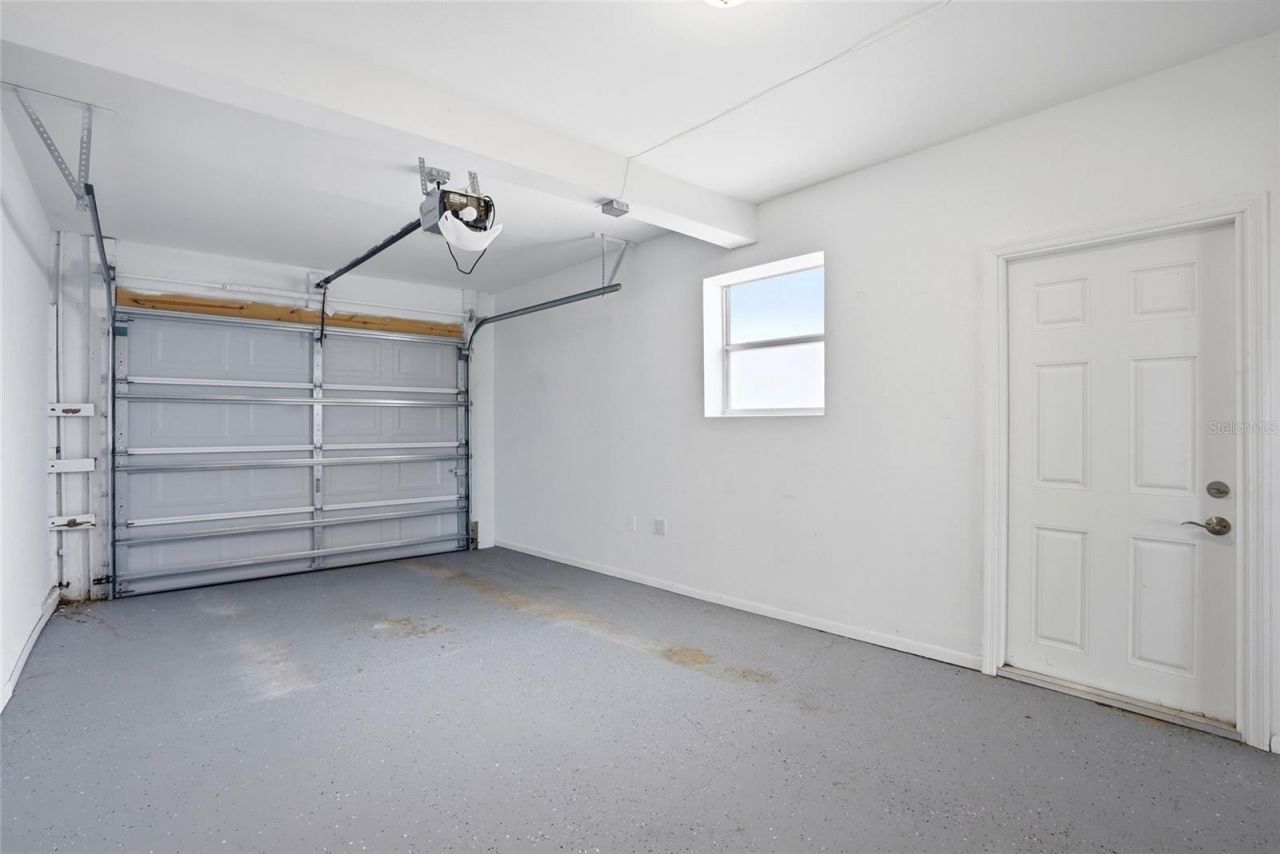 6526 43rd Avenue N, Kenneth City, FL 33709 Photo