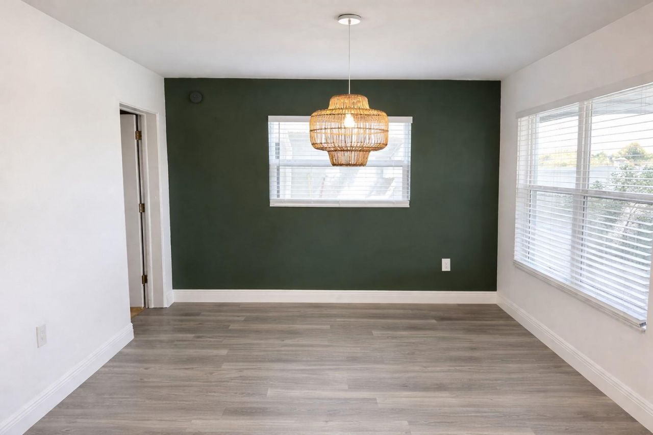 6526 43rd Avenue N, Kenneth City, FL 33709 Photo