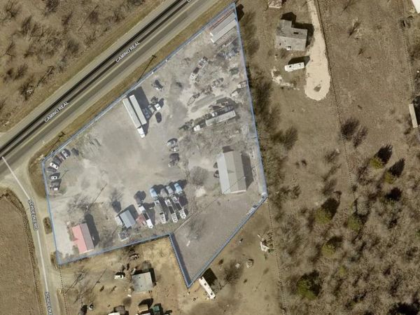 5400 Schuelke RD , Niederwald, TX 78640