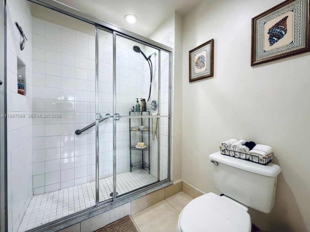 27 Royal Palm Way, Unit 102, Boca Raton, FL 33432 Photo