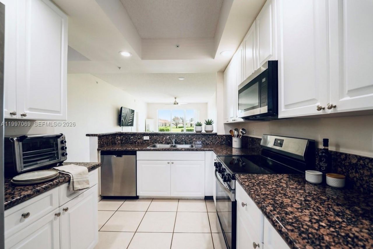 27 Royal Palm Way, Unit 102, Boca Raton, FL 33432 Photo