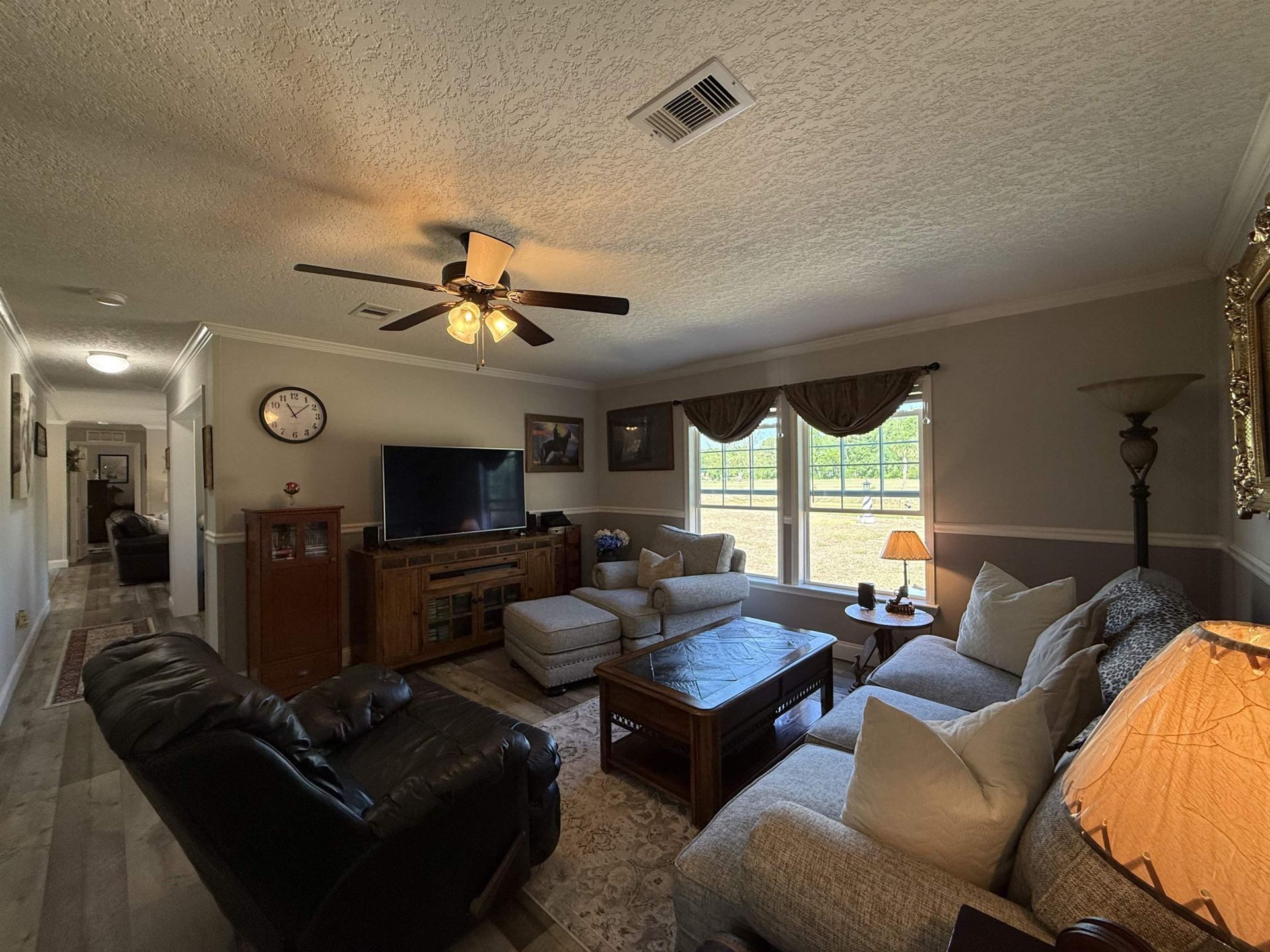 815 Sheila Dr. Photo 12