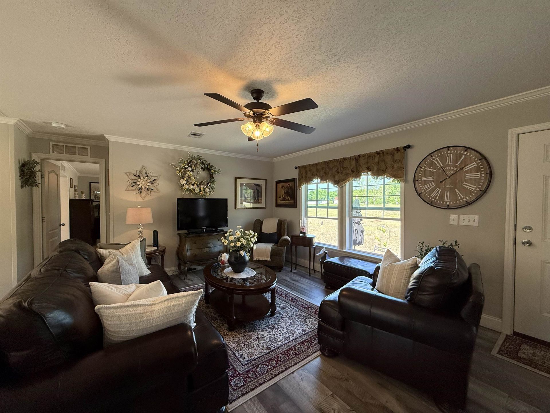 815 Sheila Dr. Photo 16