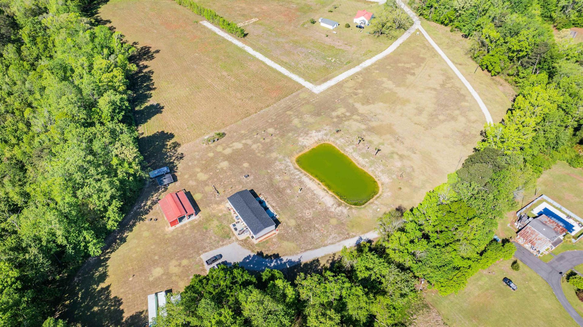 815 Sheila Dr. Photo 34