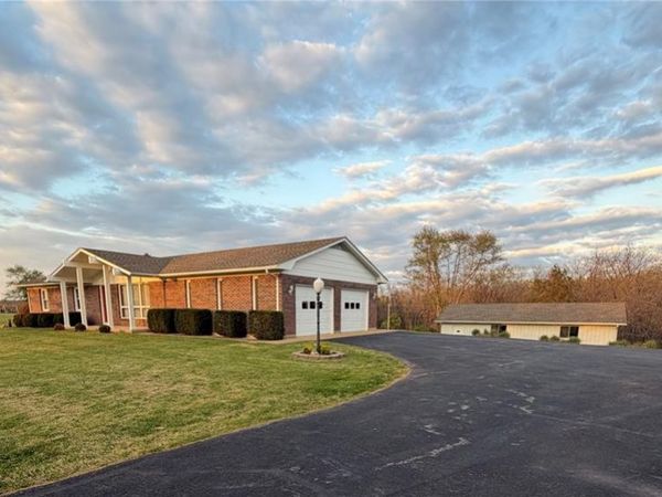 1080 N And South Road, Sullivan, MO 63080