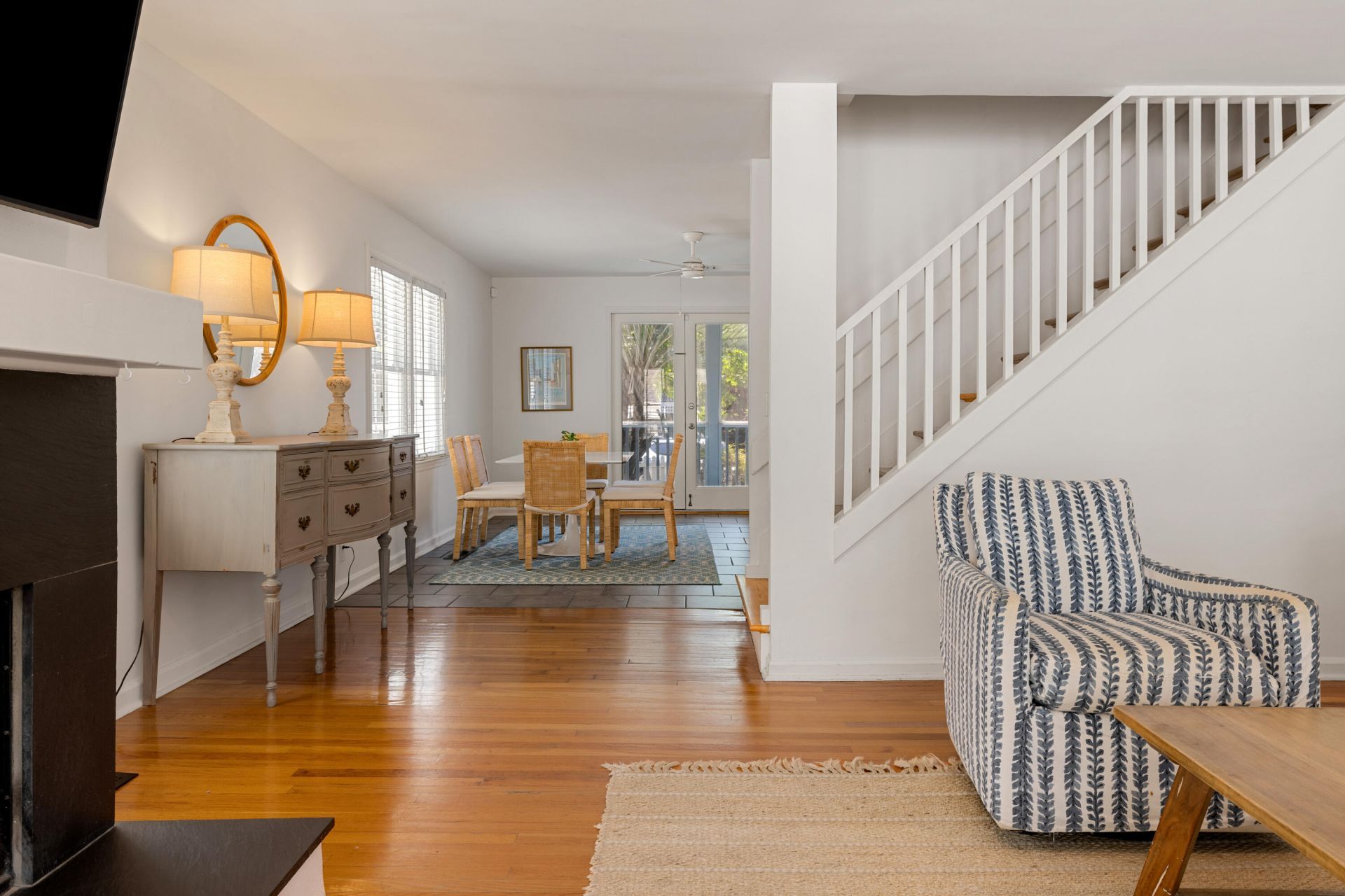 2201 Palm Boulevard Photo 13