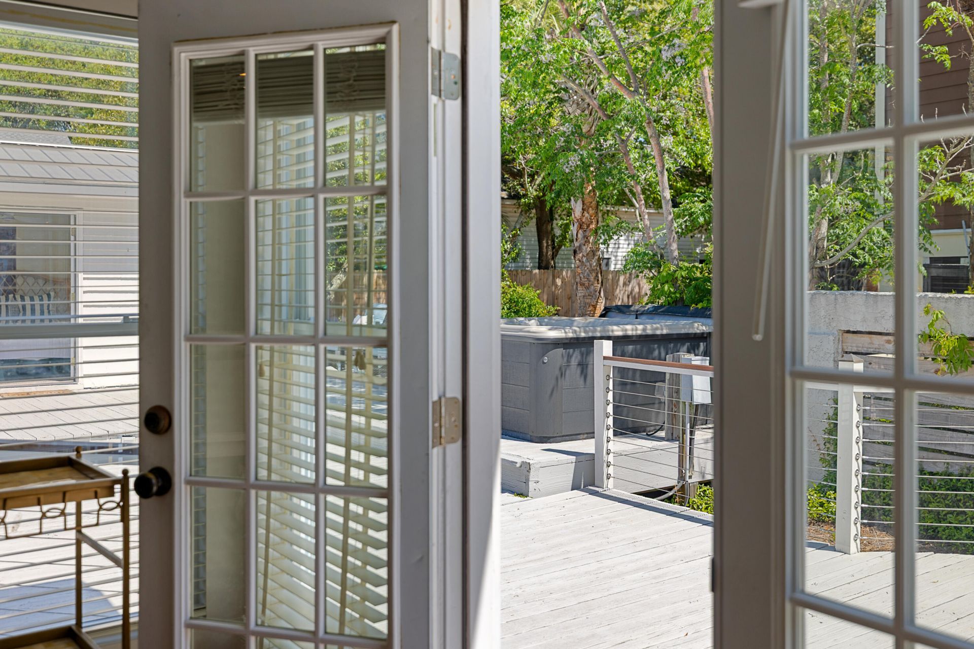 2201 Palm Boulevard Photo 16