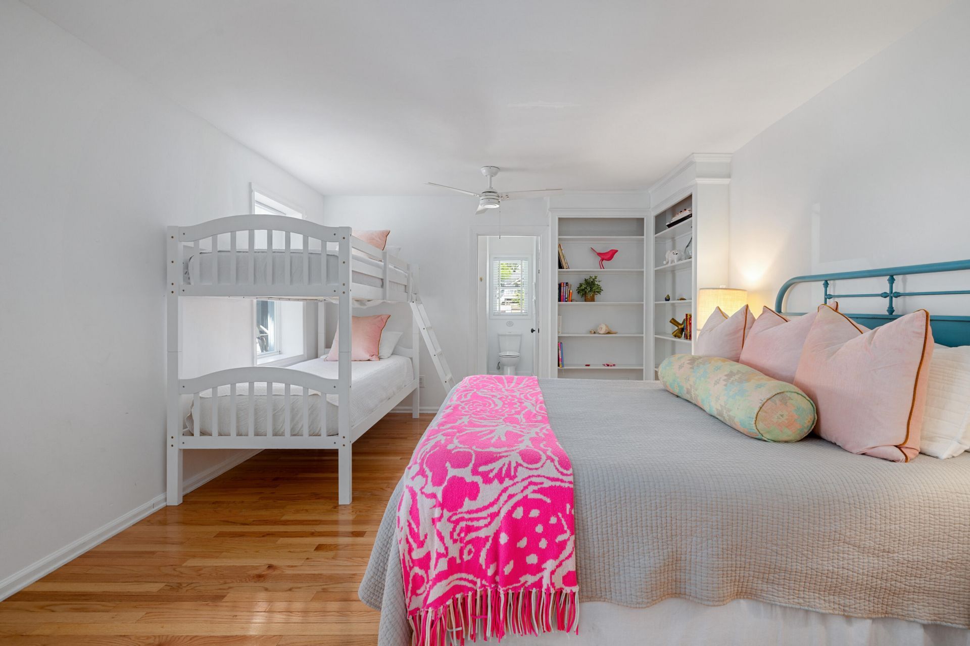 2201 Palm Boulevard Photo 21