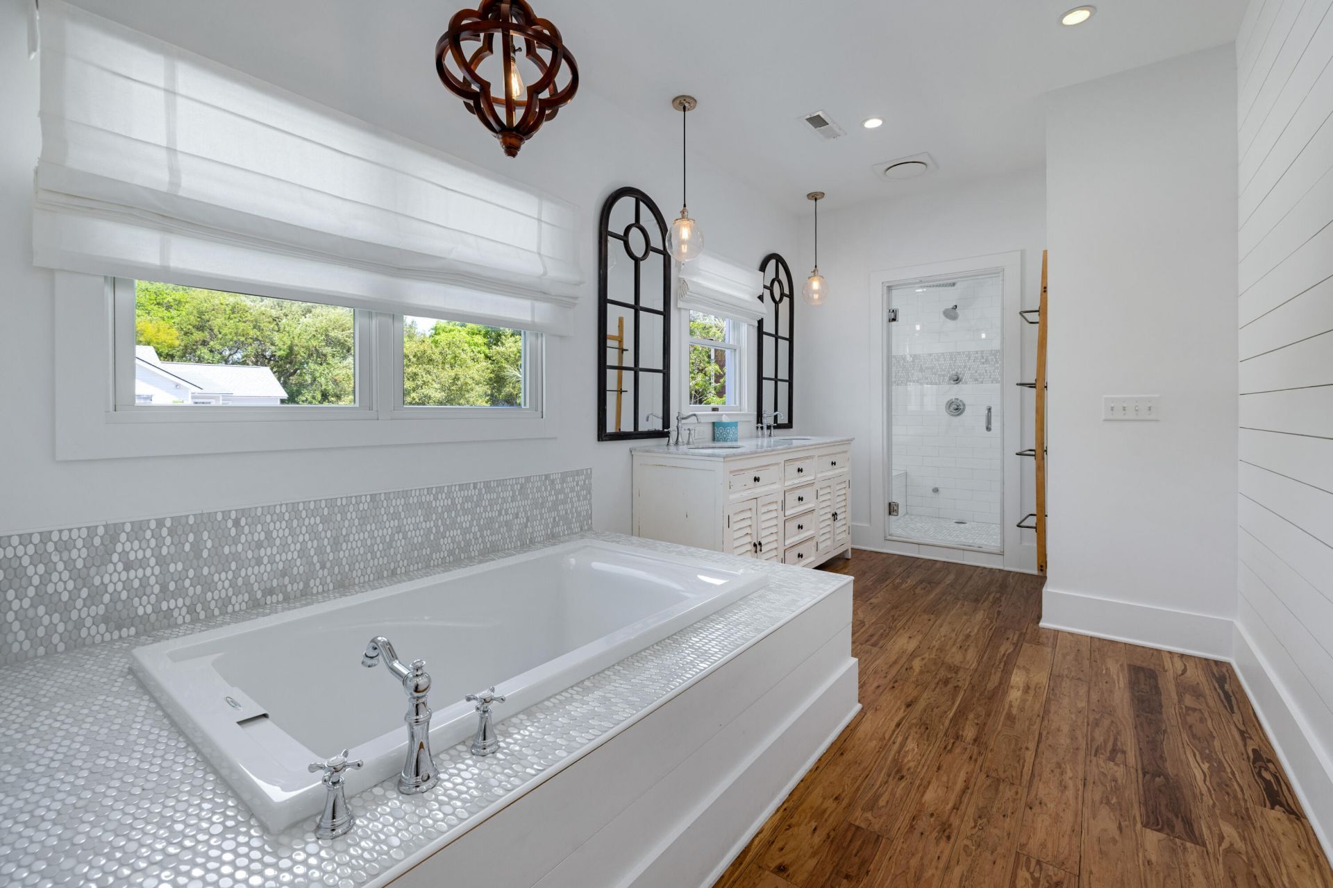 2201 Palm Boulevard Photo 32