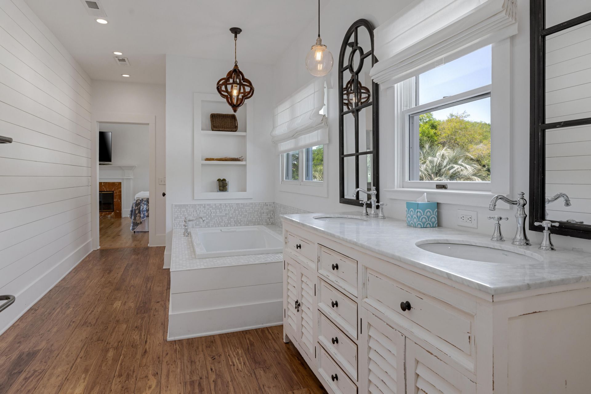 2201 Palm Boulevard Photo 34