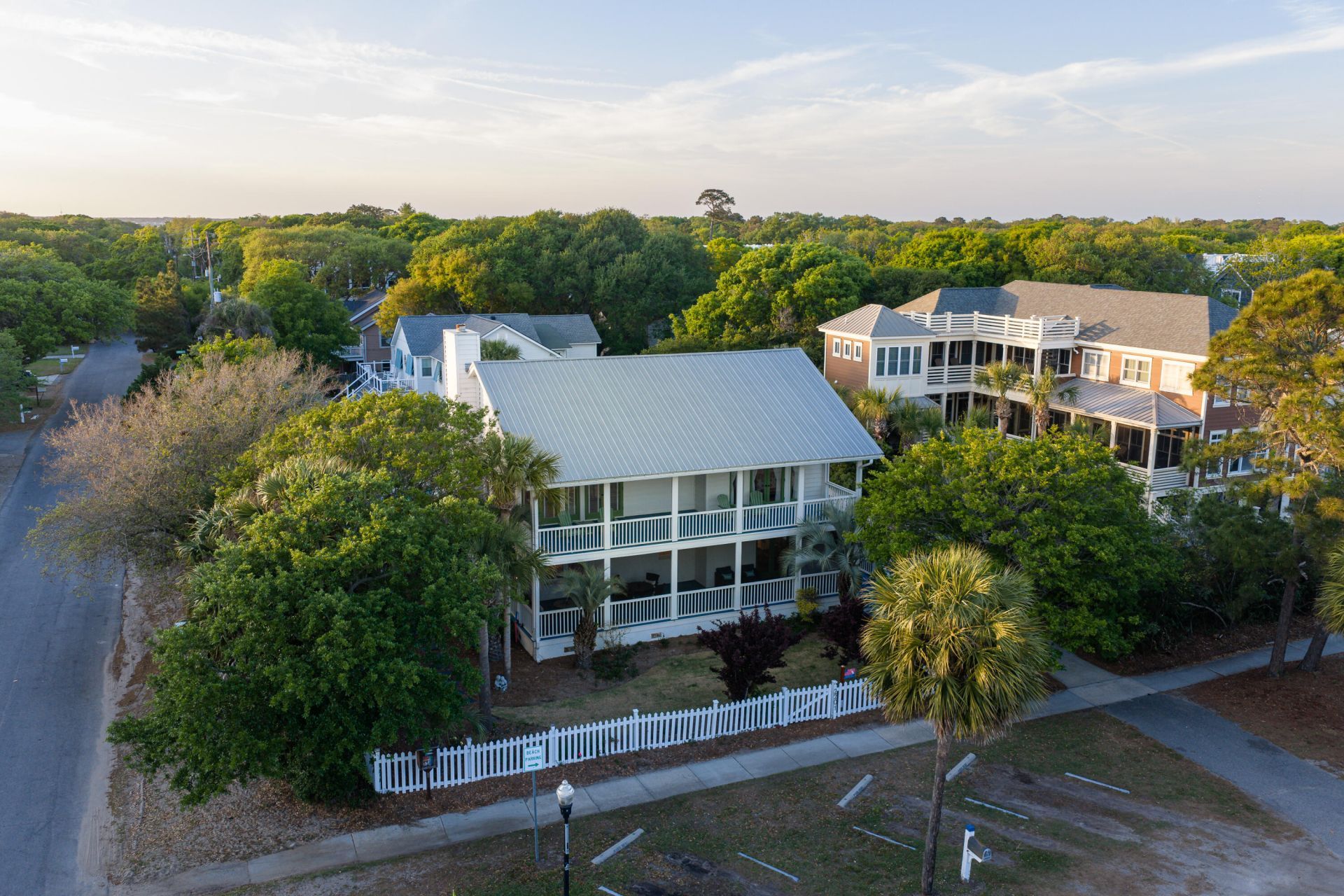 2201 Palm Boulevard Photo 4