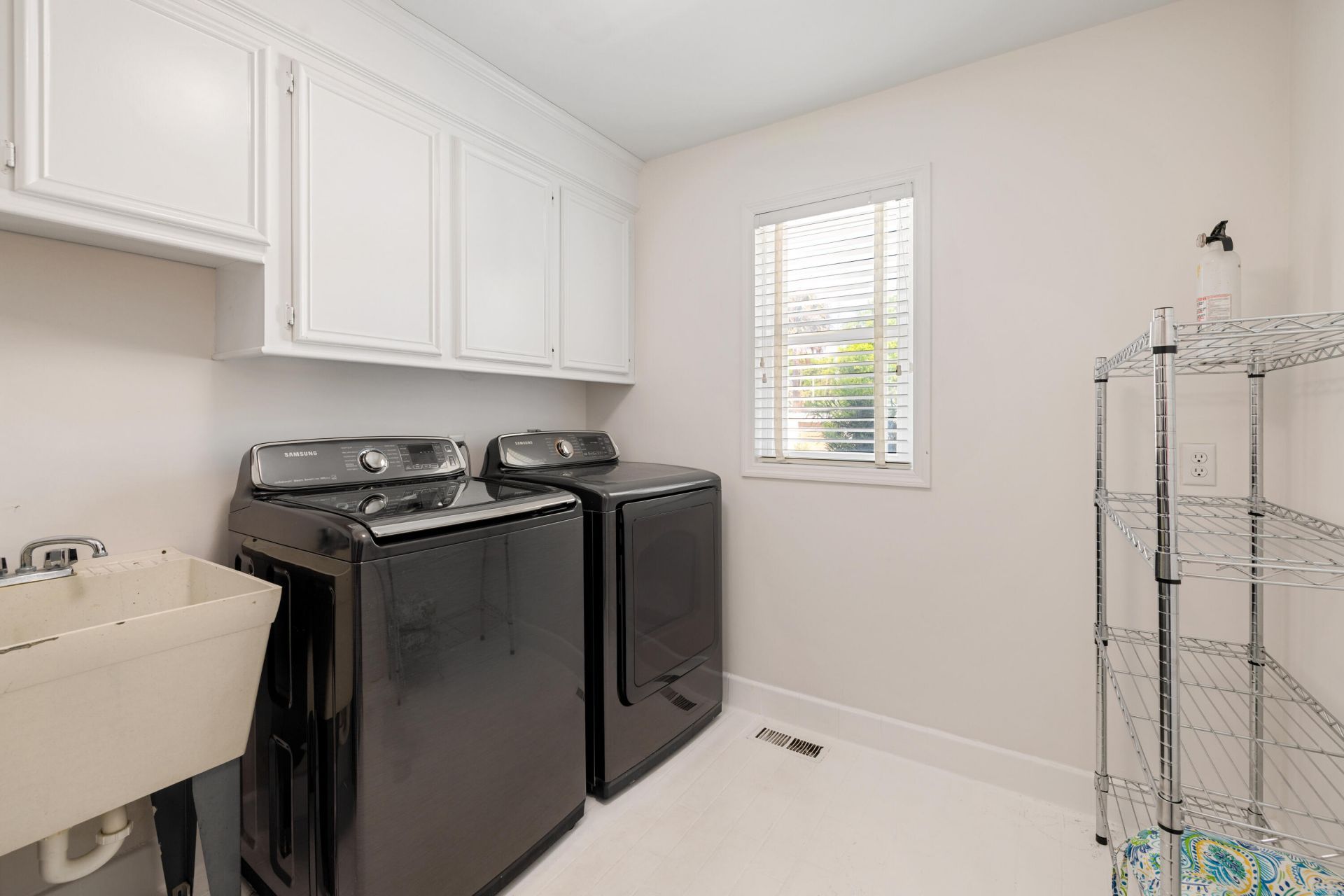 2201 Palm Boulevard Photo 46