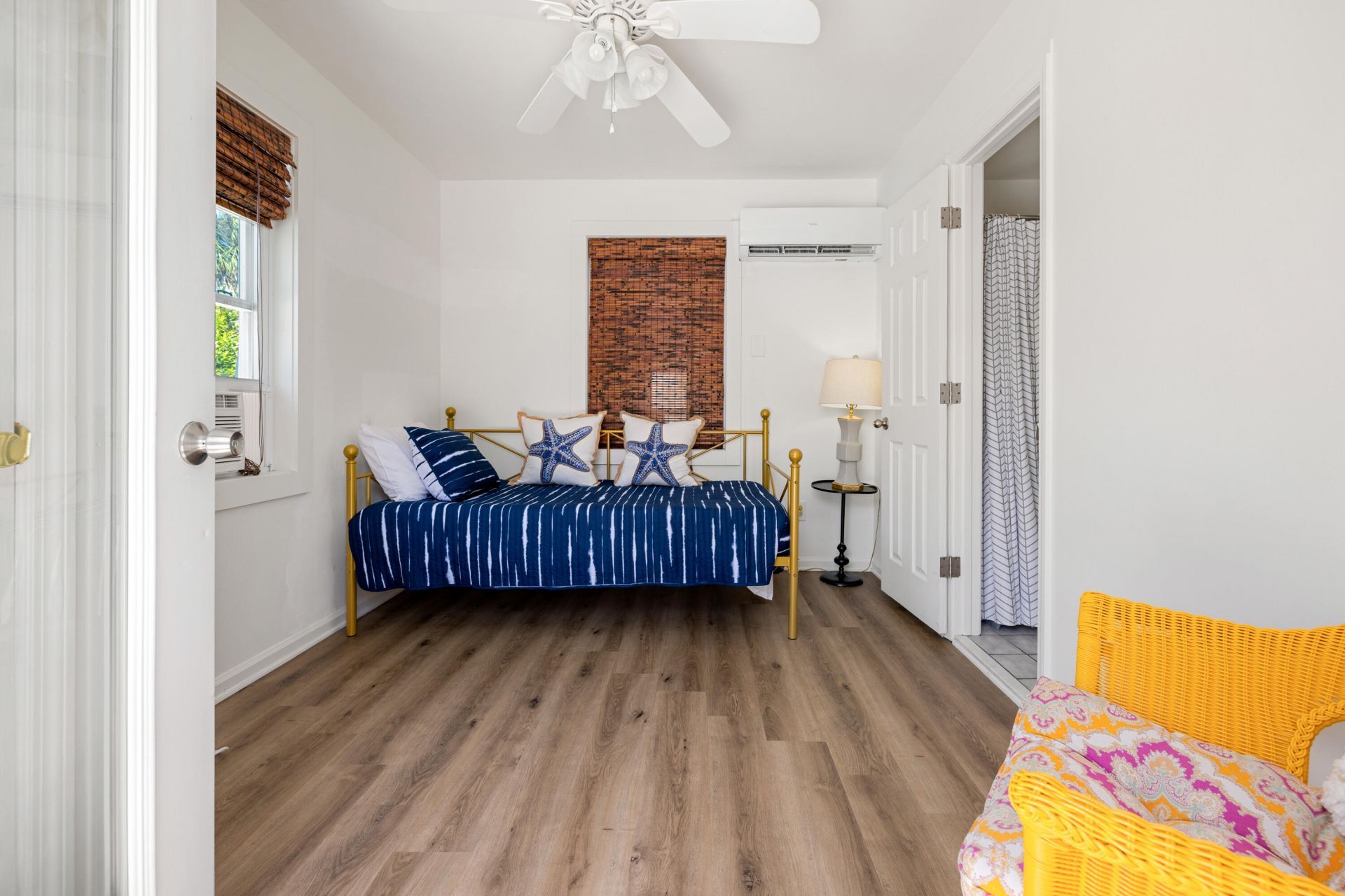 2201 Palm Boulevard Photo 49
