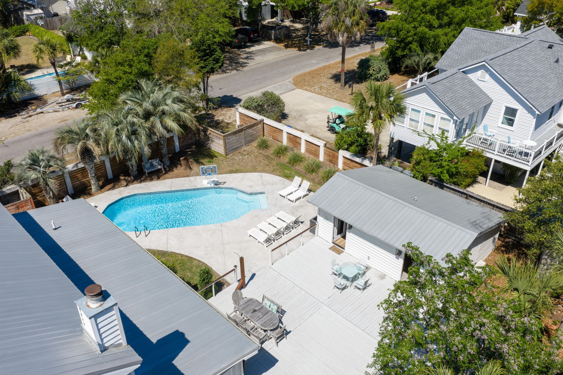2201 Palm Boulevard Photo 52