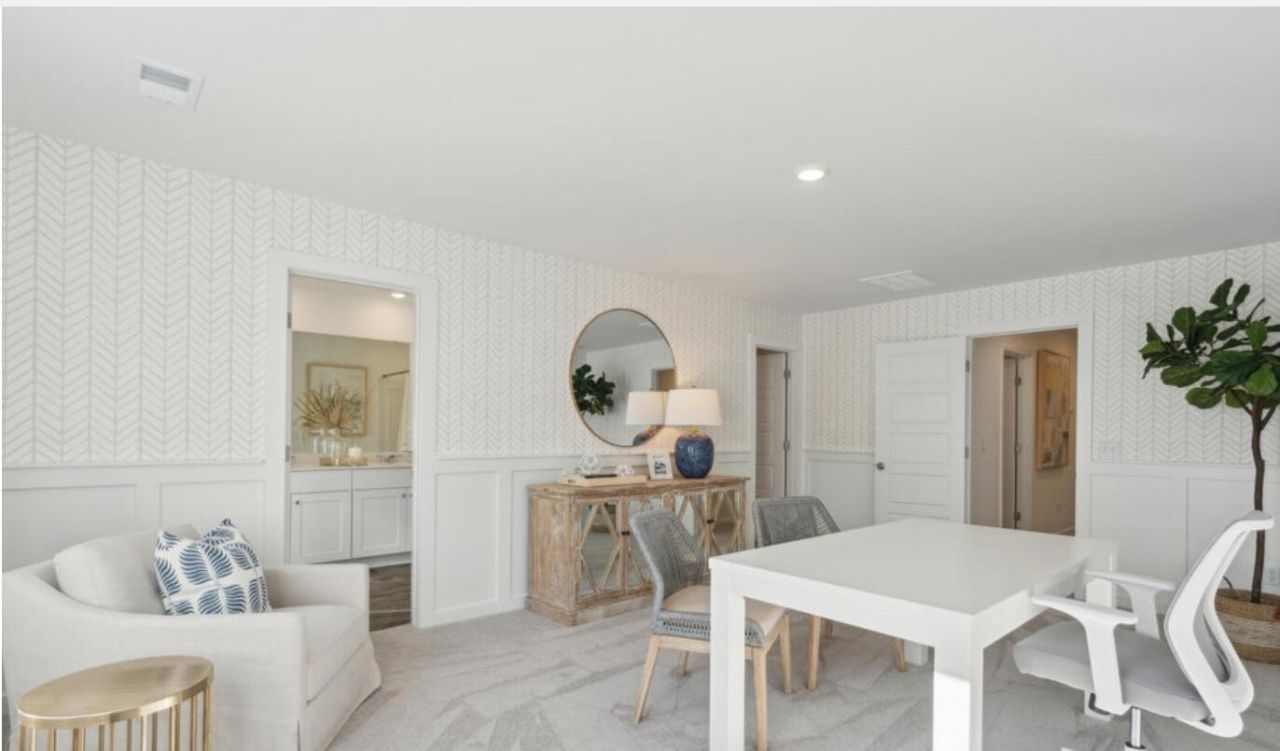 780 Ridgley Drive Photo 11