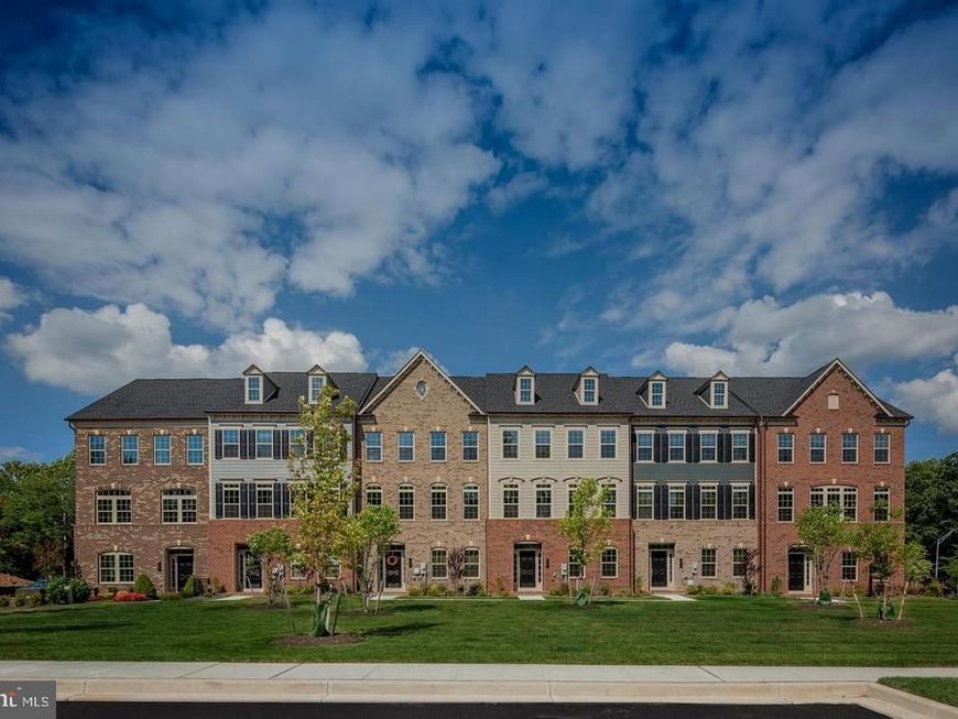 52 Wedge Way, Unit 6, Baltimore, MD 21208 Main Photo