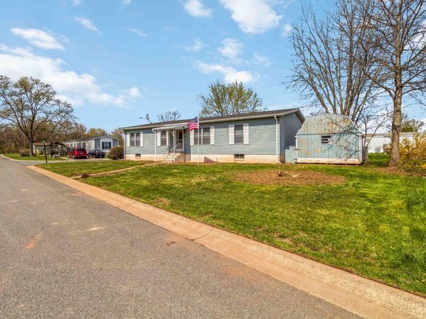 2 ROSE AVENUE, MIDDLETOWN, PA 17057