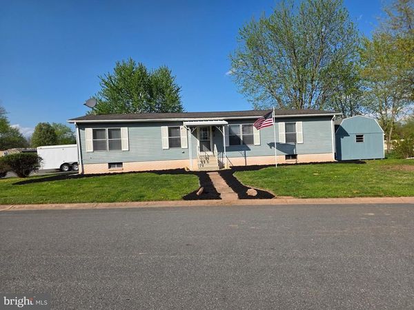 2 ROSE AVENUE, MIDDLETOWN, PA 17057