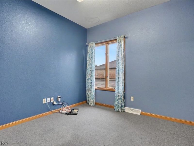 819 Southwestern Run, Poland, OH 44514 Photo 17