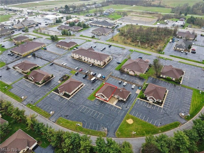 819 Southwestern Run, Poland, OH 44514 Photo 2