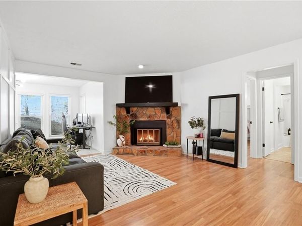 4013 Lake Pointe Circle, Roswell, GA 30075