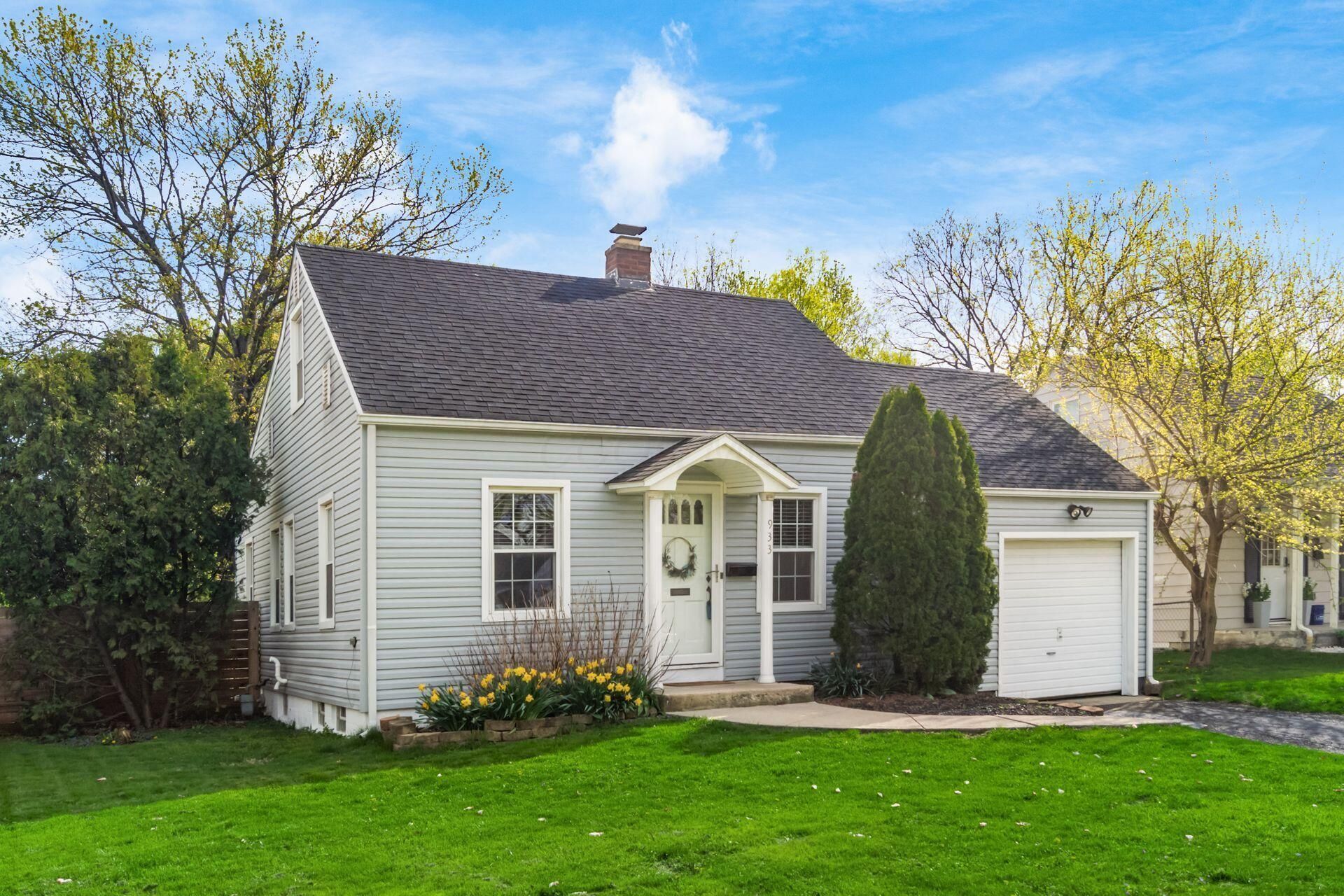 933 Sells Avenue , Columbus, OH 43212 Main Photo