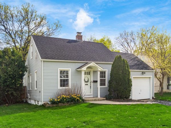 933 Sells Avenue , Columbus, OH 43212