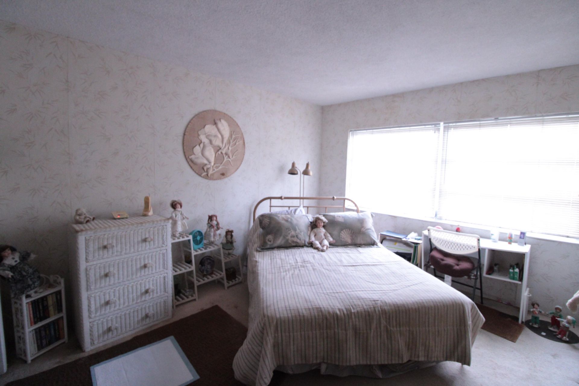 460 Paradise Isle Boulevard, Unit 203, Hallandale Beach, FL 33009 Photo