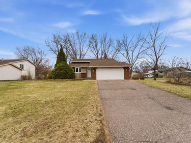 1533 79th Avenue N, Brooklyn Park, MN 55444