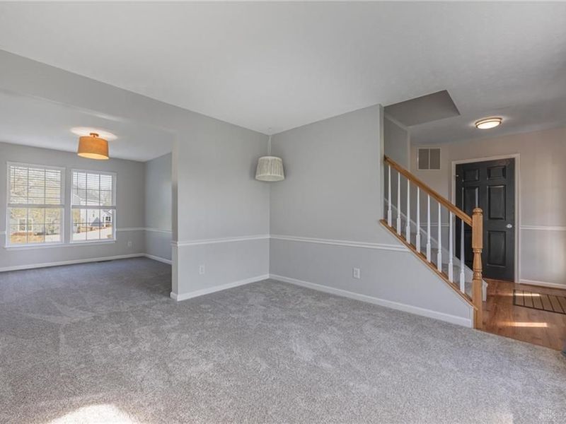 1053 Ashbrooke Lane, Xenia, OH 45385 Photo 2