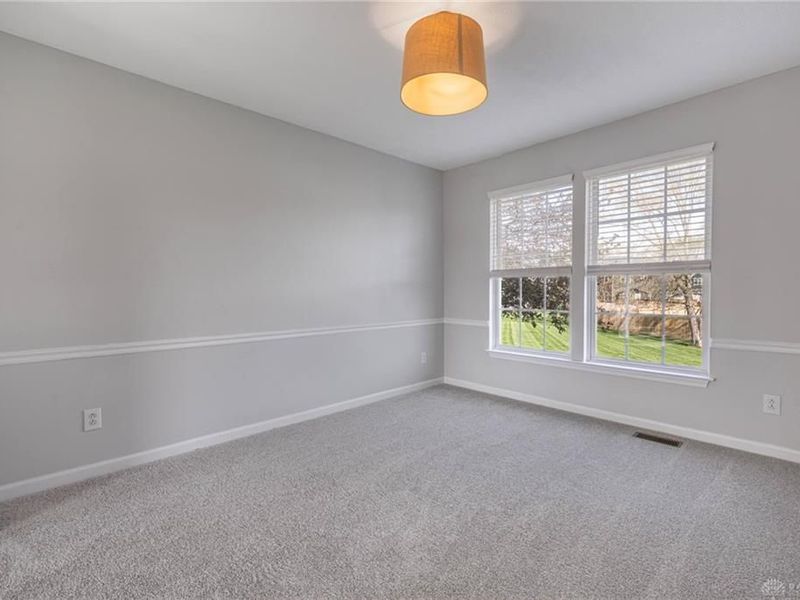 1053 Ashbrooke Lane, Xenia, OH 45385 Photo 6