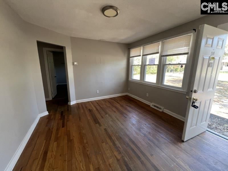 7626 Terry Street Photo 5