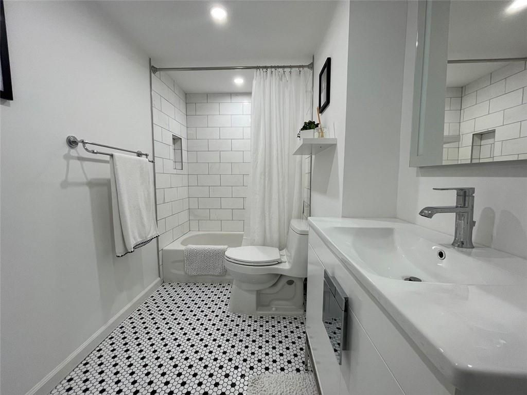 111 Briny Avenue, Unit 23-05, Pompano Beach, FL 33062 Photo