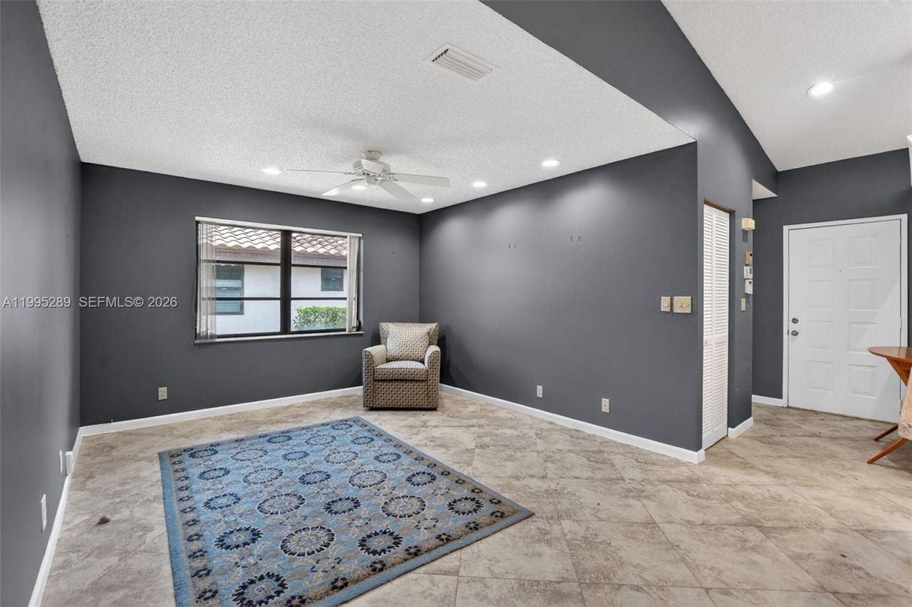 6141 SE Sunny Pointe Cir, Delray Beach, FL 33484 Photo