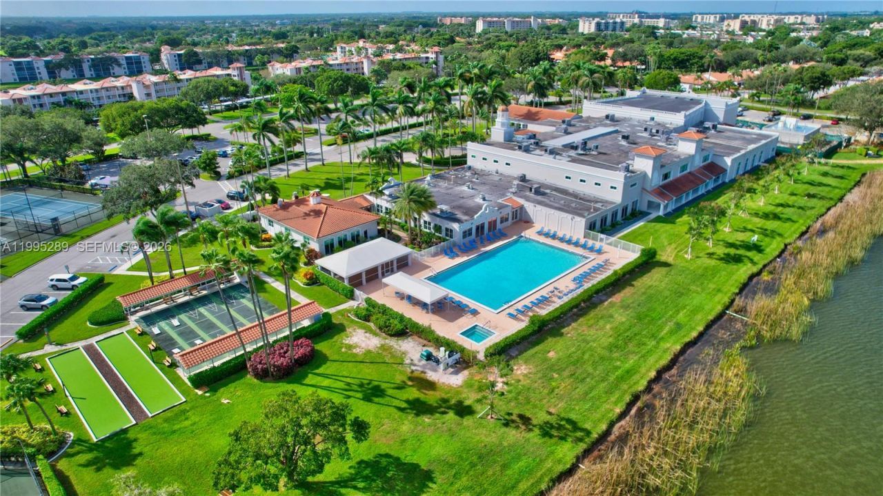6141 SE Sunny Pointe Cir, Delray Beach, FL 33484 Photo