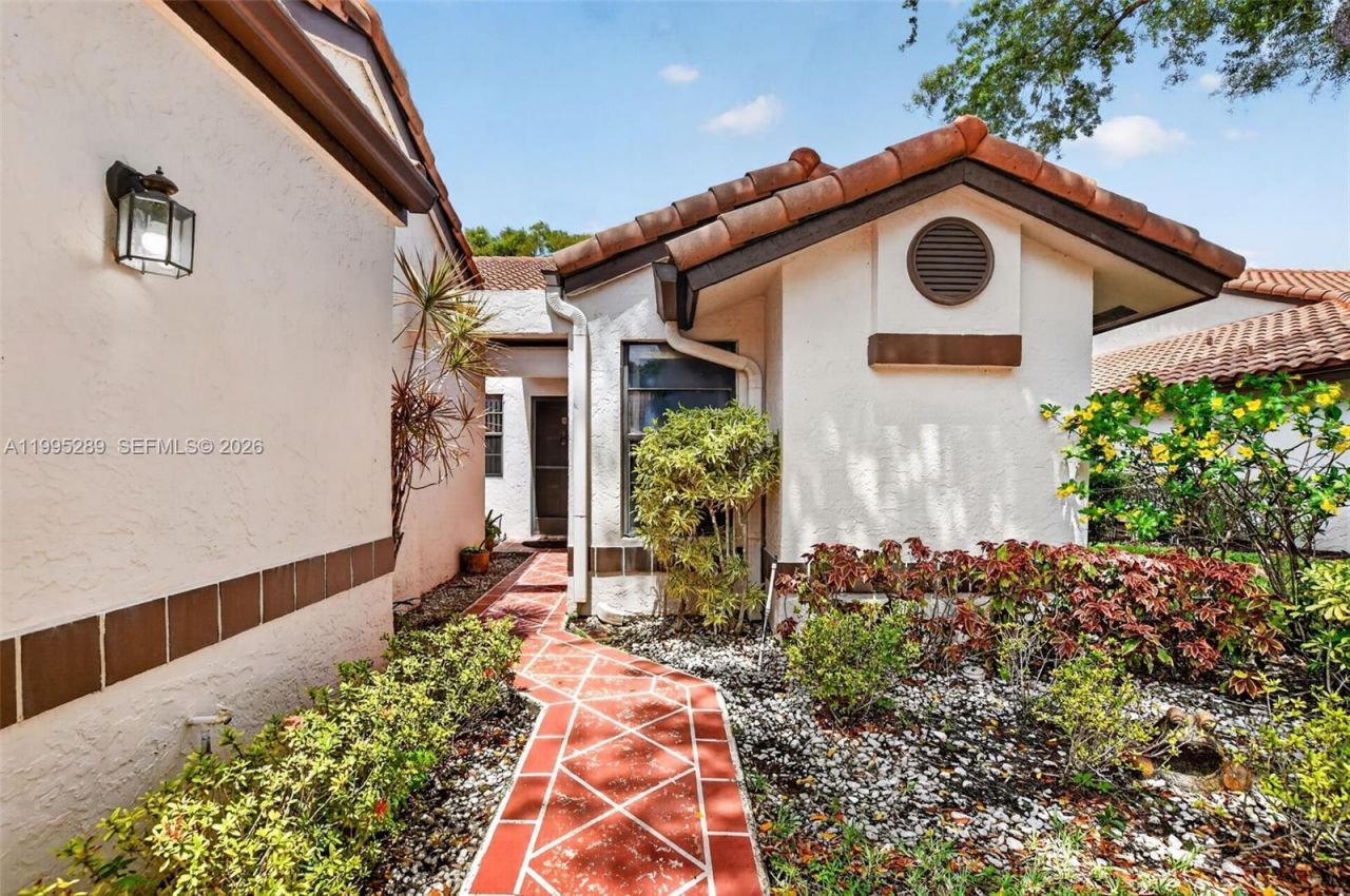 6141 SE Sunny Pointe Cir, Delray Beach, FL 33484 Photo