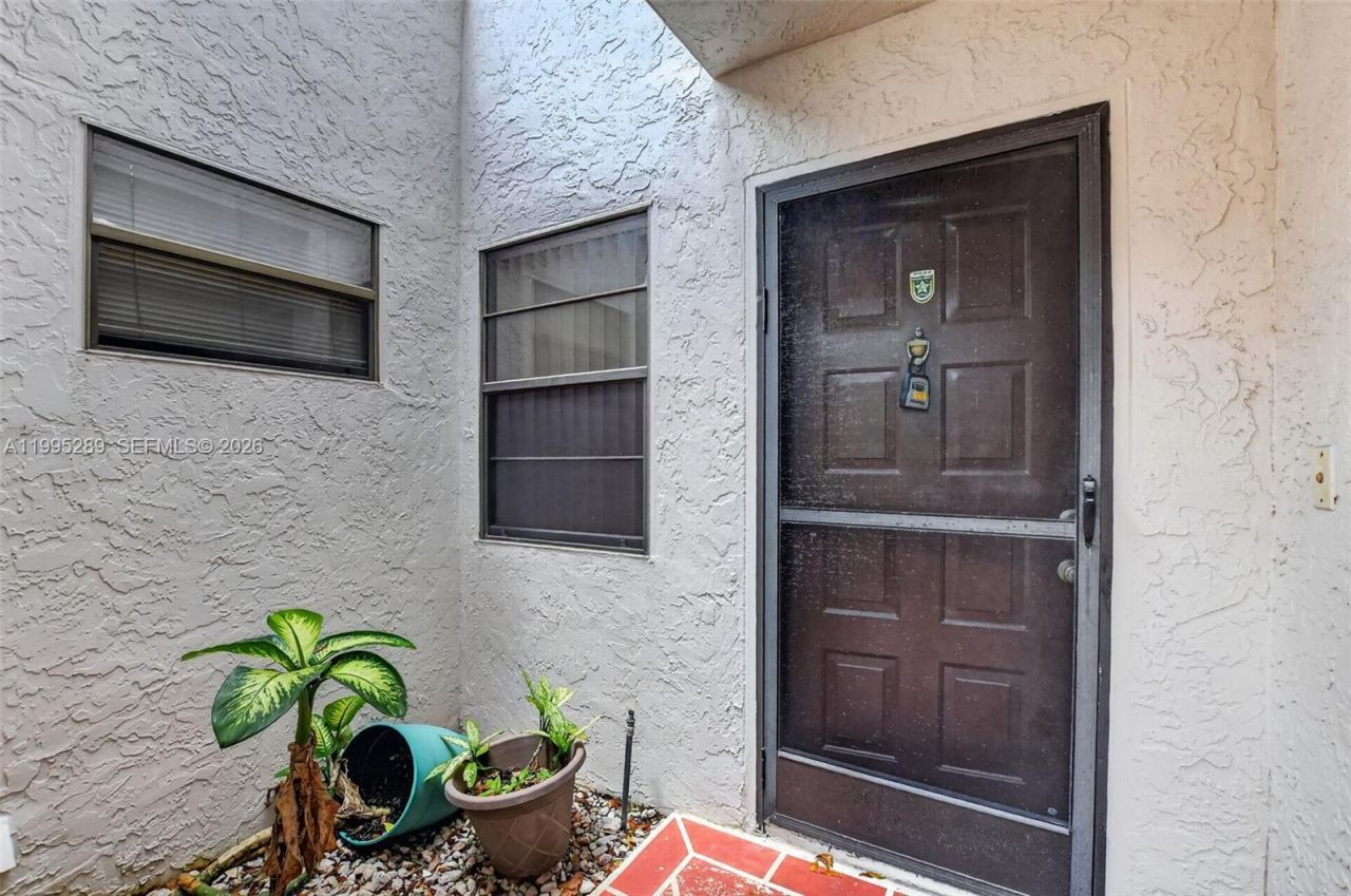 6141 SE Sunny Pointe Cir, Delray Beach, FL 33484 Photo