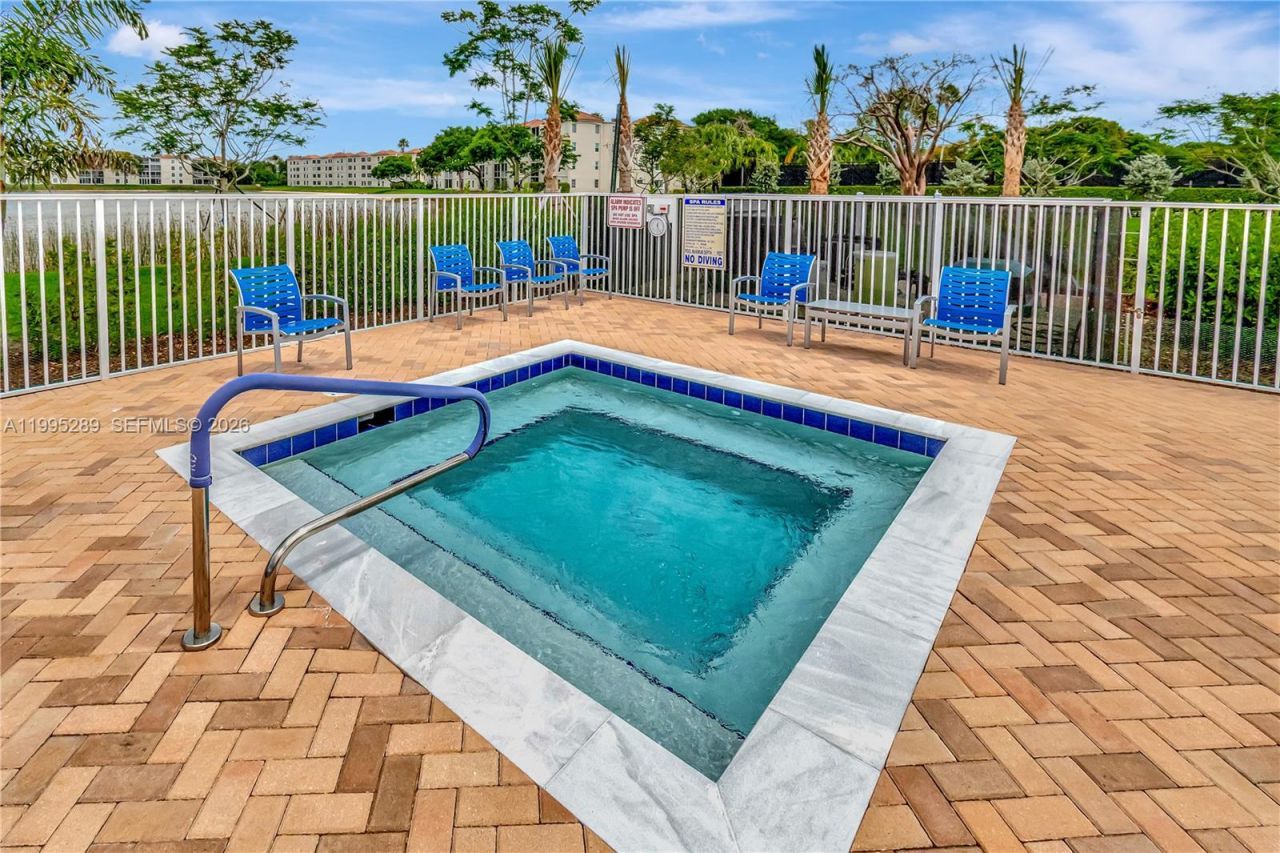 6141 SE Sunny Pointe Cir, Delray Beach, FL 33484 Photo