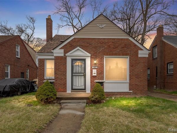 19477 Prest Street, Detroit, MI 48235