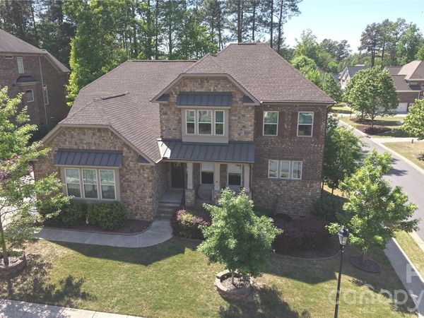 16402 Doves Canyon Lane, Charlotte, NC 28278